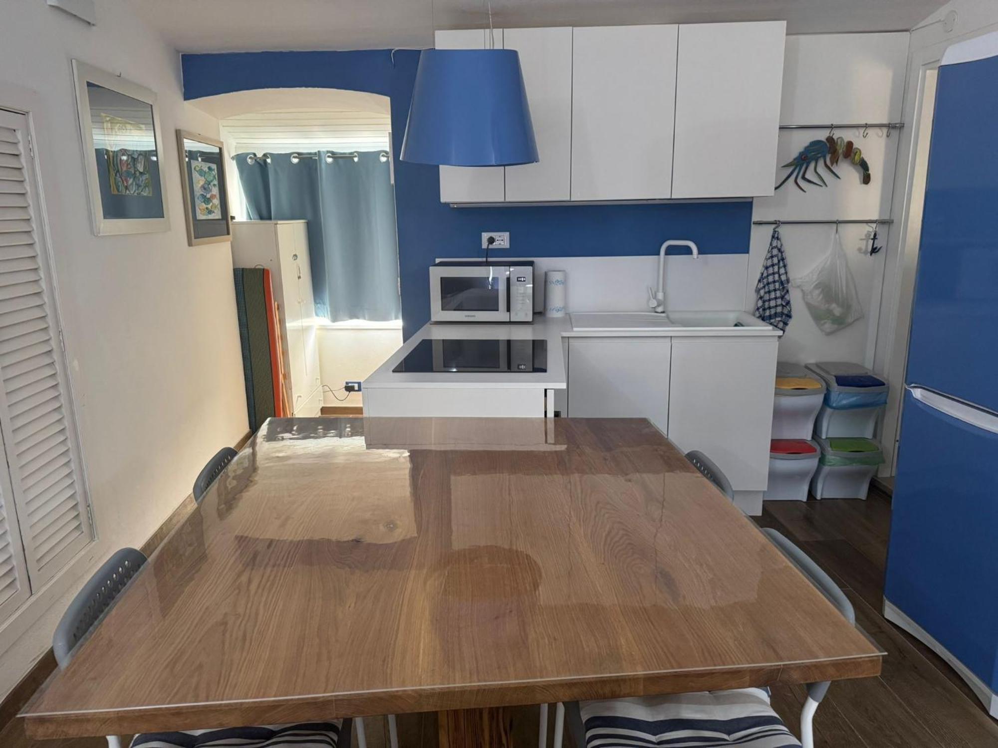 Appartamento La Casa Di Chiara Porto Azzurro Luaran gambar