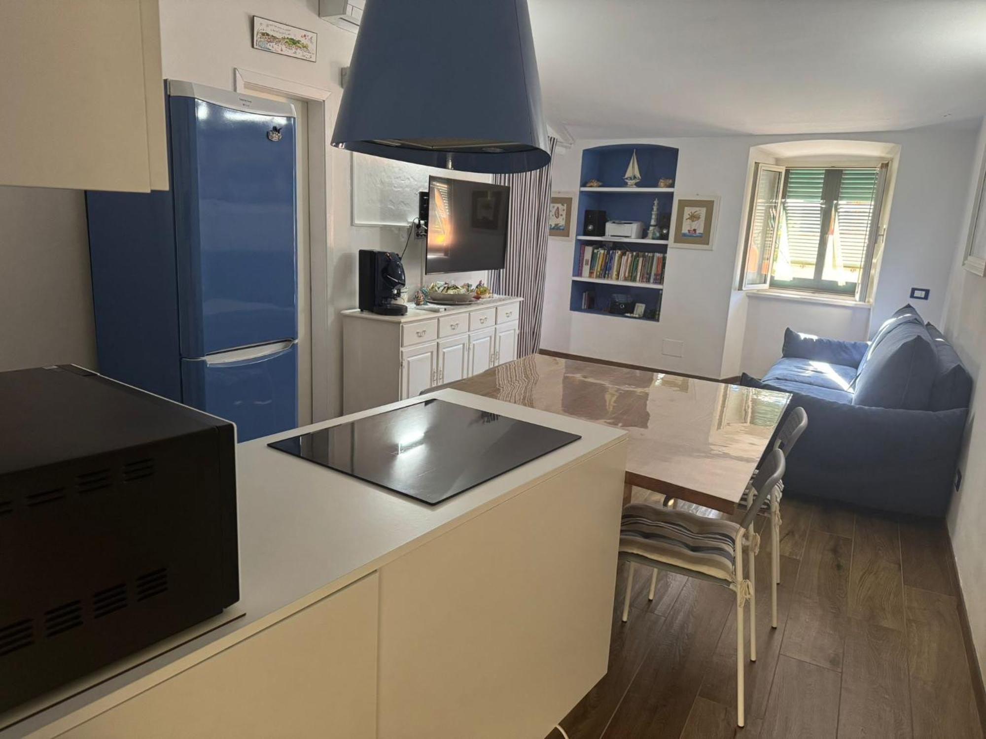 Appartamento La Casa Di Chiara Porto Azzurro Luaran gambar